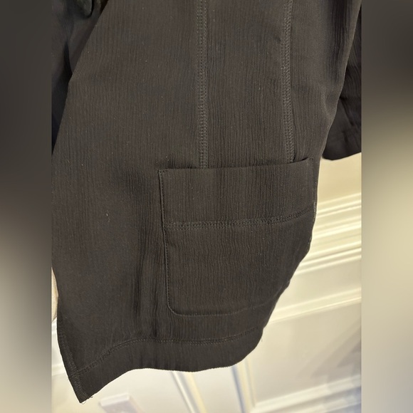 Eileen Fisher Crepe 100% Silk Black Cropped Blazer Size X Large - Picture 7 of 9
